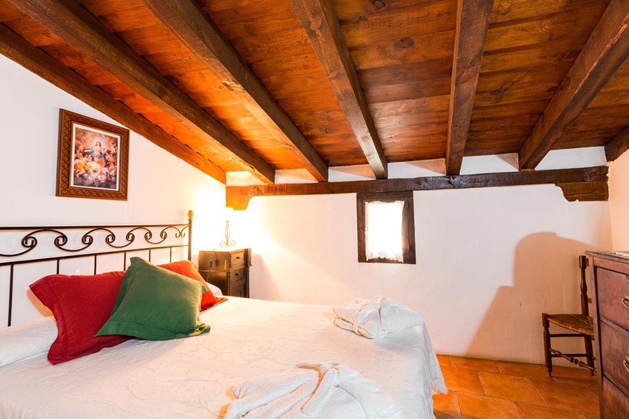 La Casa De Los Soportales Chinchón Esterno foto